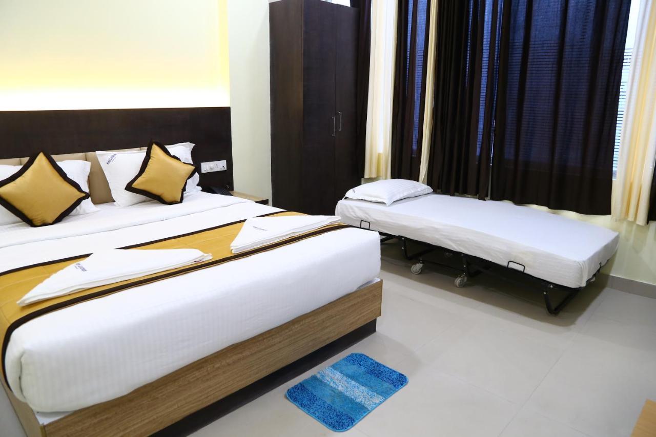Hotel Landmark Port Blair Kültér fotó
